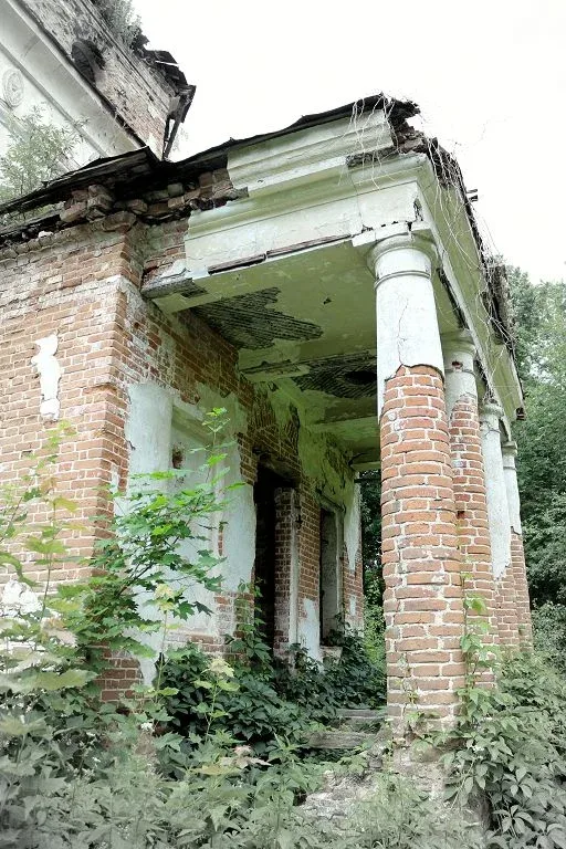 Забытая жемчужина Брянщины: Покровская церковь в Новой Романовке